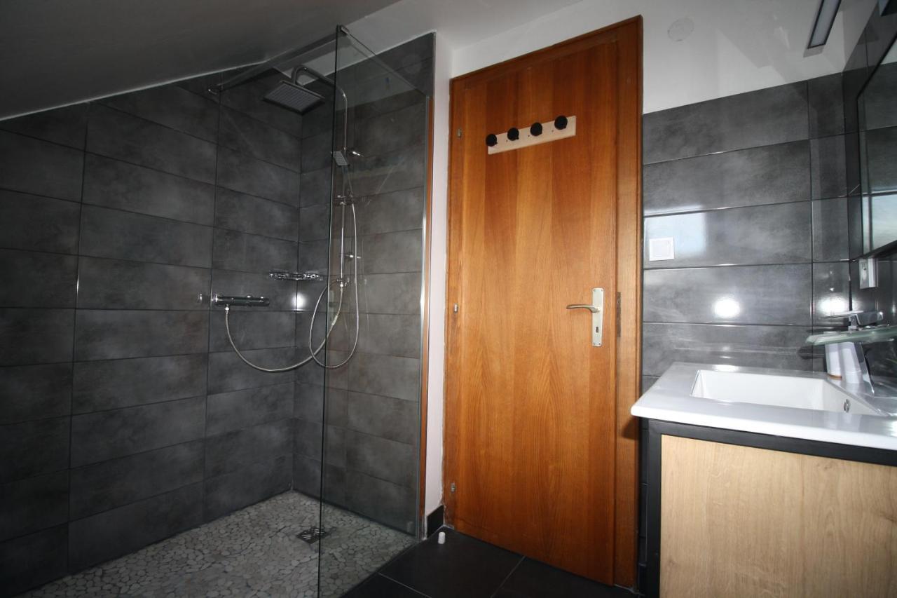 Villa Faby, Jacuzzy Sauna Privatif Saint-Maurice  Bagian luar foto